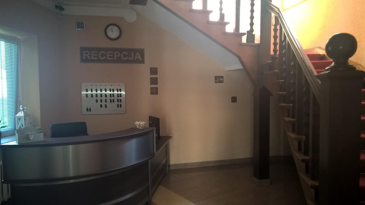 Hostel Maxim Varsó Kültér fotó