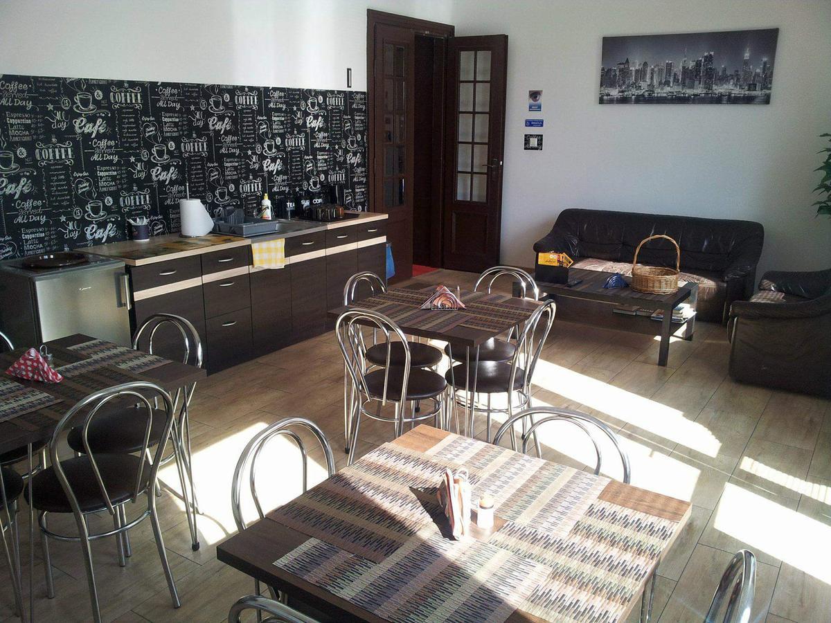 Hostel Maxim Varsó Kültér fotó